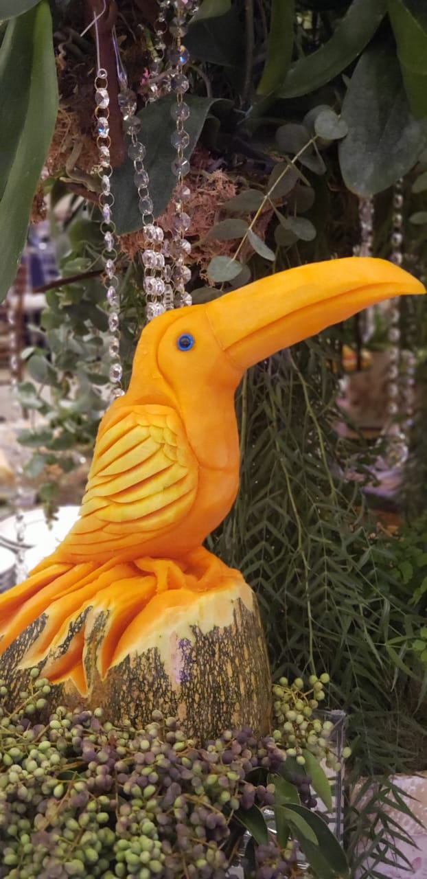 tucano abobora arte escultura